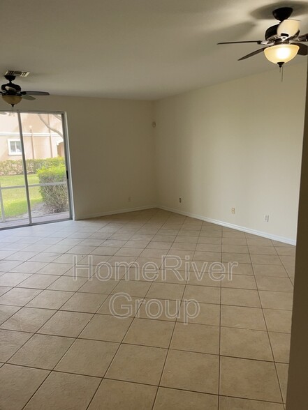 Building Photo - 9840 Roundstone Cir