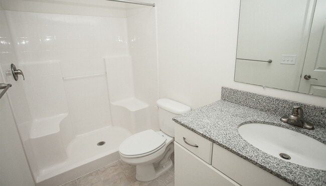 Building Photo - 2111 Purple and Gold Way