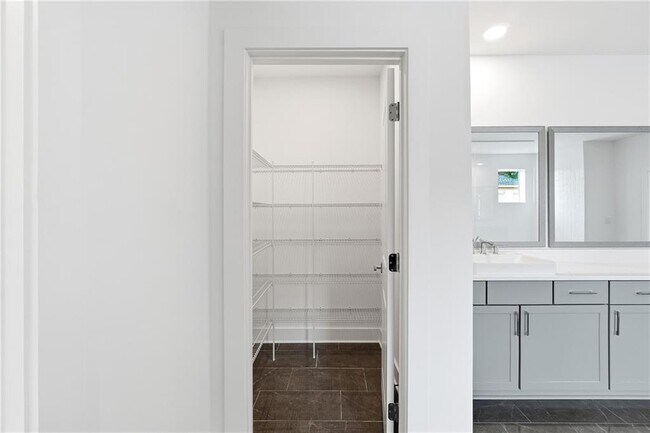 Building Photo - 7370 Cornflower Ct