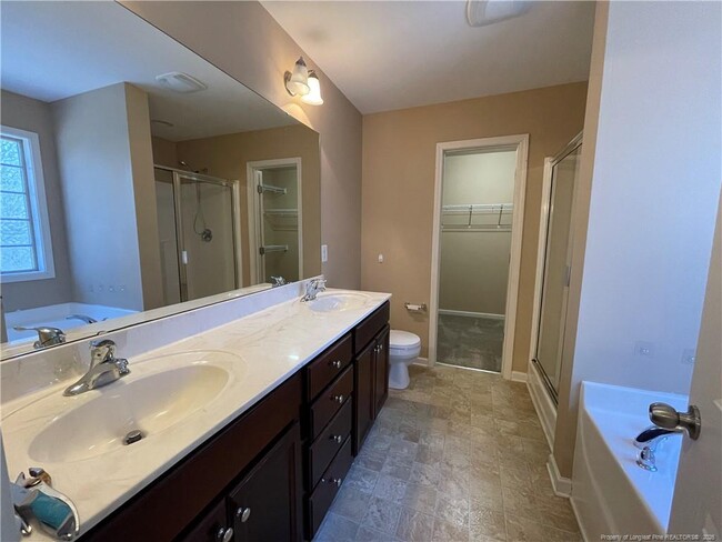 Building Photo - 144 Bicentennial Way