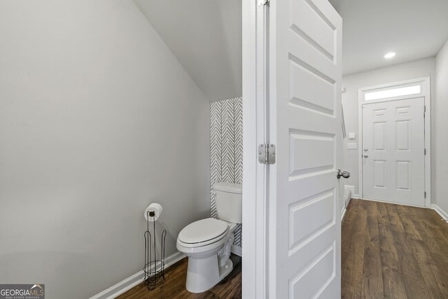 Building Photo - 59 Silver Birch Pass