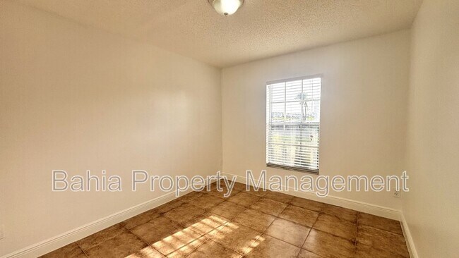 Building Photo - 13903 Timberland Dr