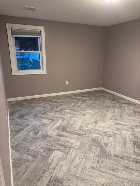 Building Photo - 164 W Nicholai St