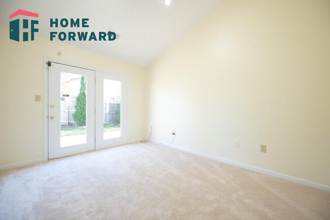 Building Photo - 2504 Ashbrooke Dr