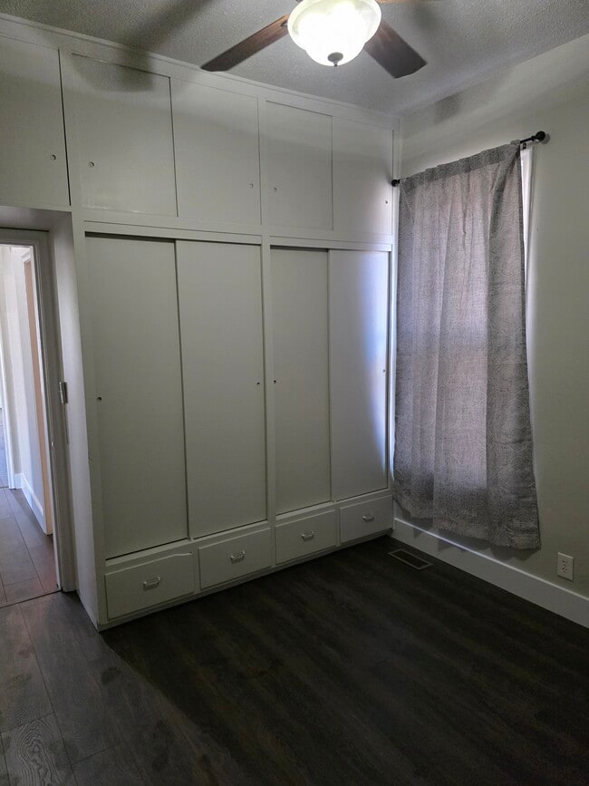 Building Photo - 199 N 100 W