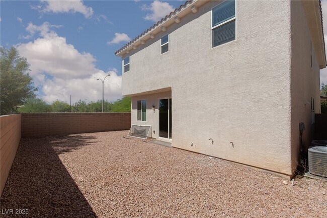 Building Photo - 10092 Mallee Point St