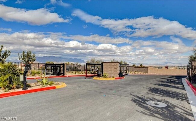 Building Photo - 10293 Sequoia Fls Pl