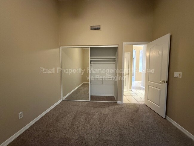 Building Photo - 3646 N Katmai