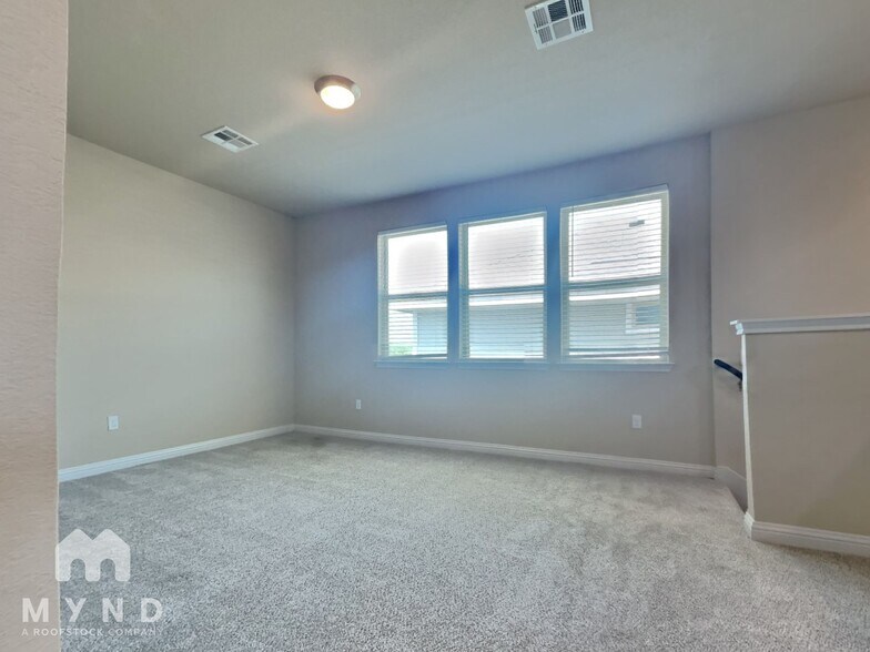 Building Photo - 8603 McKamy Dr