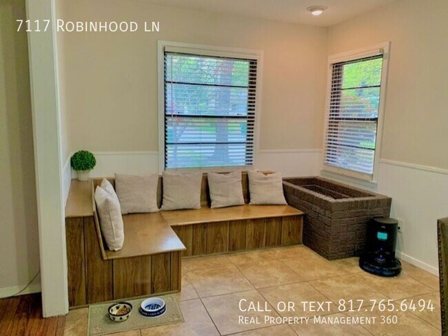 Building Photo - 7117 Robinhood Ln