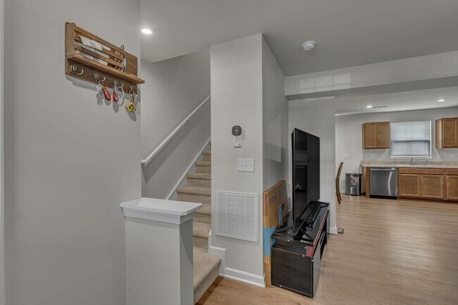 Building Photo - 2757 Thornton Grove Blvd