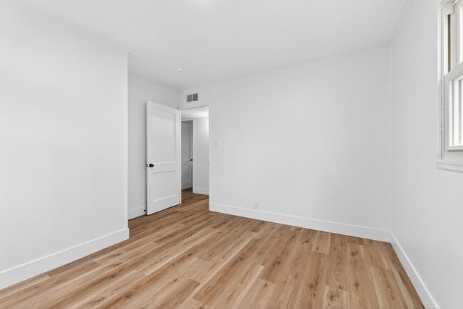 Building Photo - Beautifully Renovated 3BR Ranch w/ Garage, Covered Patio & Fenced Yard
