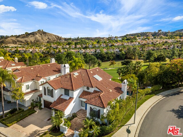 Building Photo - 3806 Paseo Primario