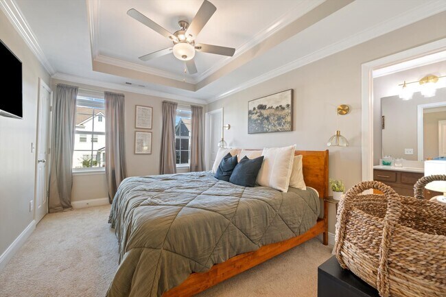 Building Photo - 3255 Tasker Dr