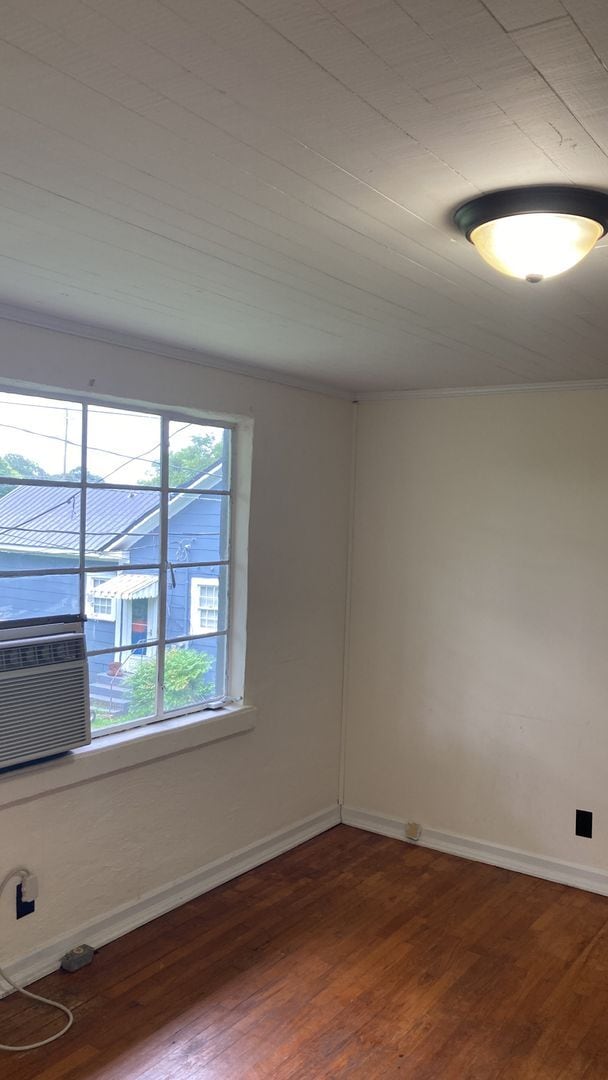 Building Photo - 30 Dearmanville Apt