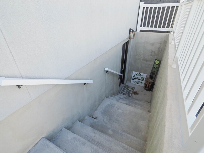 Building Photo - Basement Apartment in Eagle Mountain