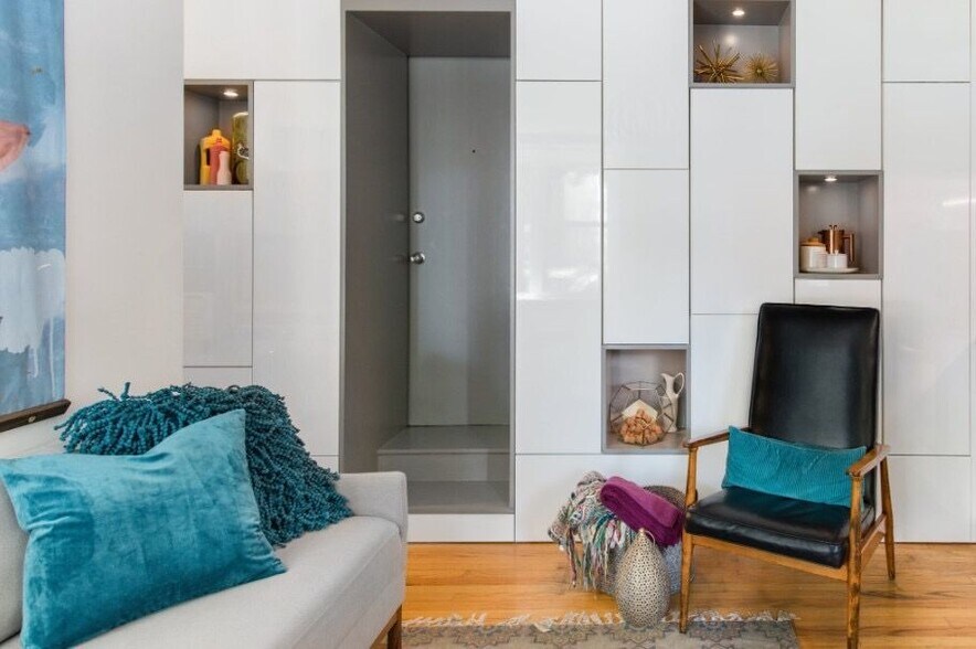 Building Photo - 2846 N Christiana Ave