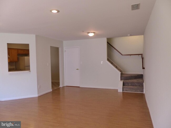 Building Photo - 1206 Wharton Rd