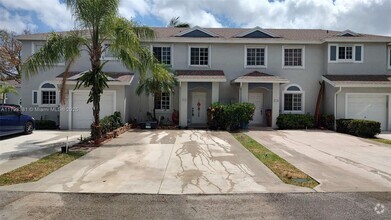 Building Photo - 4714 SW 13th Ct