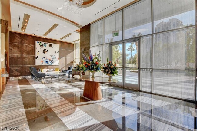 Building Photo - 322 E Karen Ave