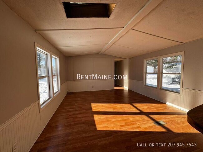 Building Photo - 133 Harrison St