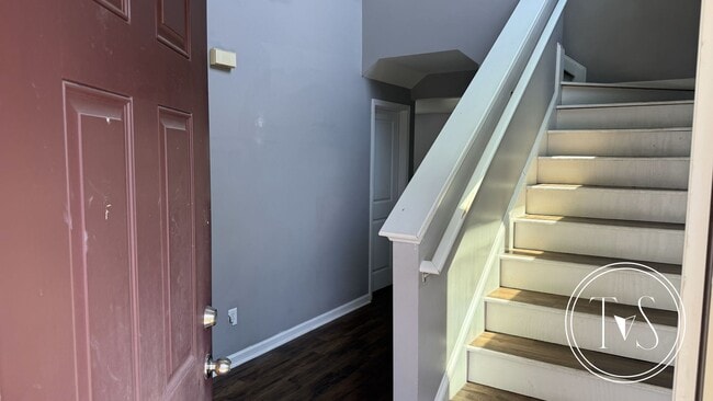 Building Photo - RATE DROP ALERT! (was $3000/month) and SUM...