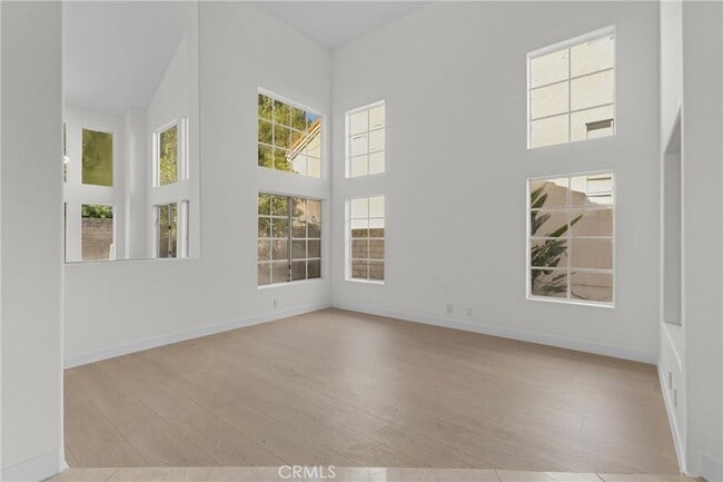 Building Photo - 23234 Valerio St