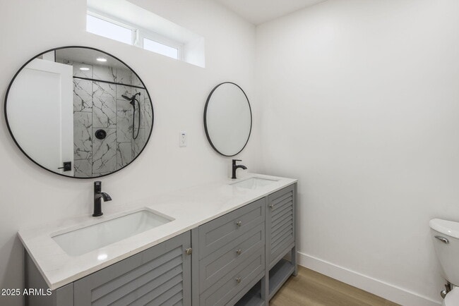 Building Photo - 1440 E Pierce St