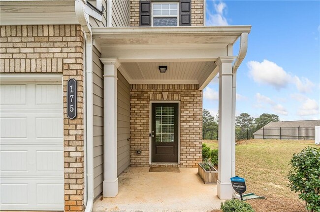 Building Photo - 175 Madison Bend