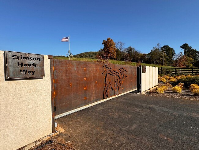 Building Photo - Private Farm Home in North Garden - Enjoy Fantastic Views - Main Level Primary Suite!