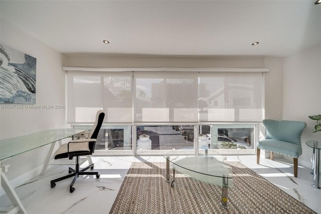 Building Photo - 5450 N Ocean Blvd