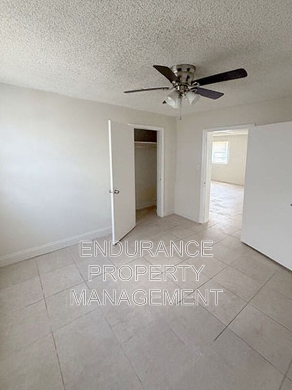 Building Photo - 1125 W 28th St