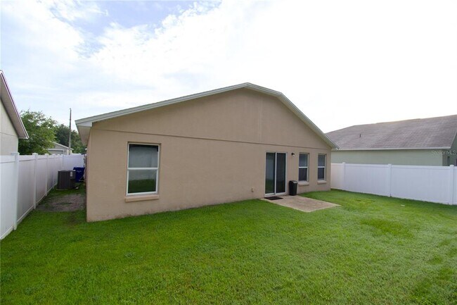Building Photo - 1821 Wallace Manor Ln