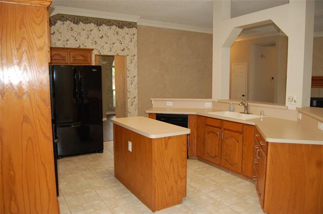 Building Photo - 1513 Tanglewood Dr