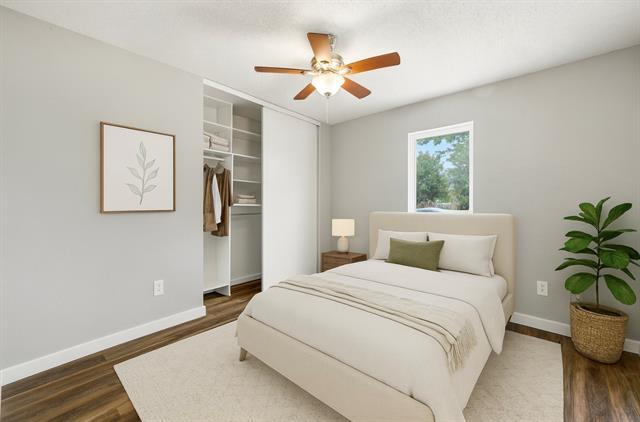 Building Photo - 2307 Montclair Dr