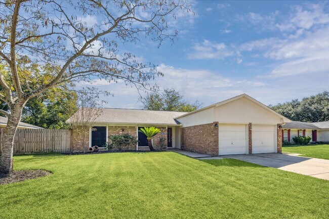 Primary Photo - 22831 Merrymount Dr