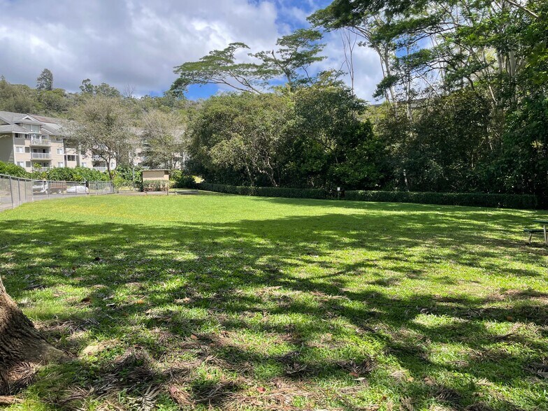 Building Photo - 95-269 Waikalani Dr