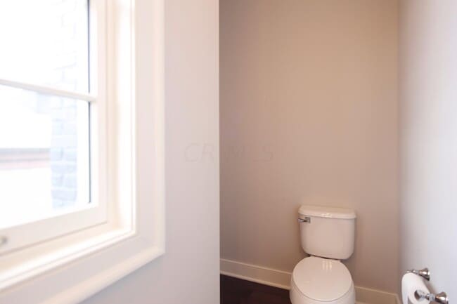 Building Photo - 84 N 6th St