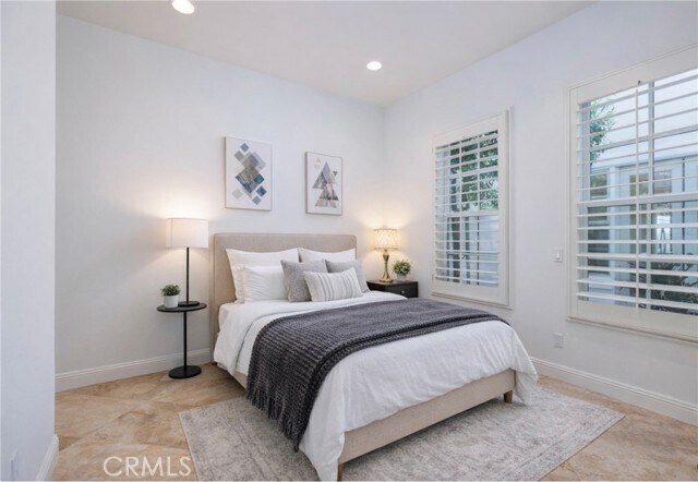 Building Photo - 12 Via Corsica