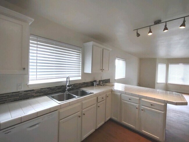 Building Photo - 202 Rock Clam St SW