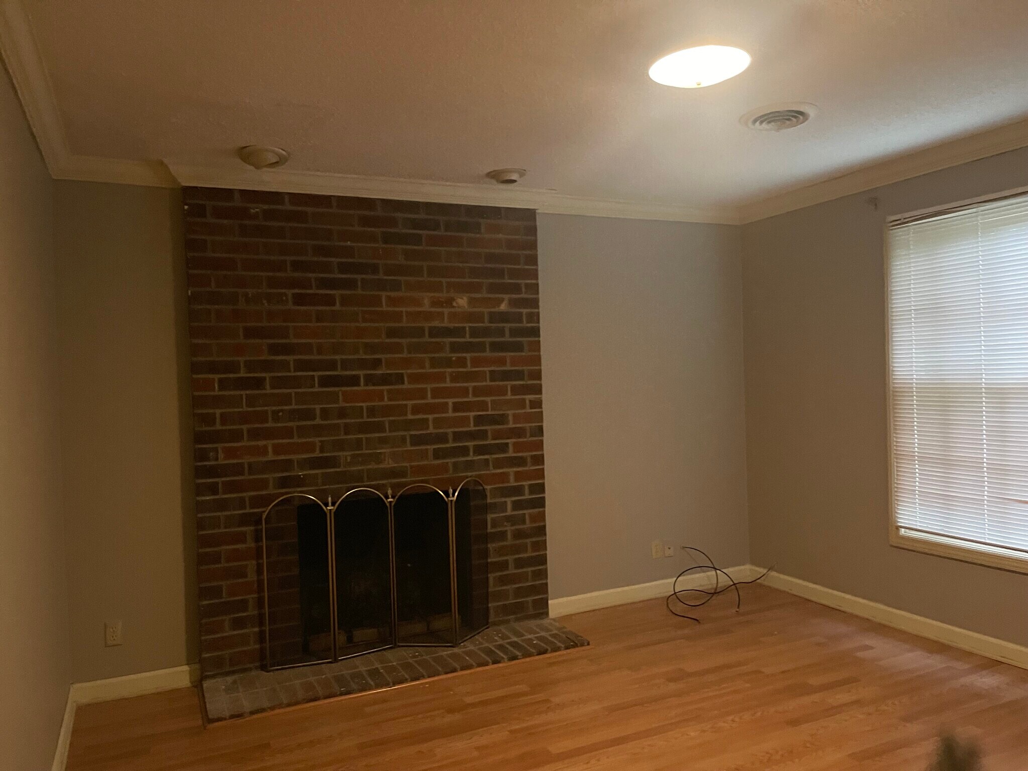 Main room. - 121 Arcadia Ln