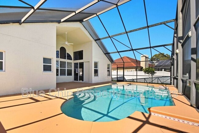 Building Photo - 12630 Lakebrook Dr