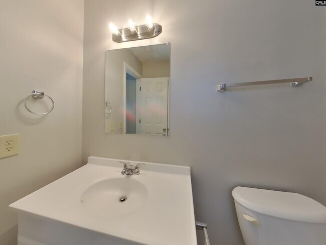 Building Photo - 120 Kenton Dr