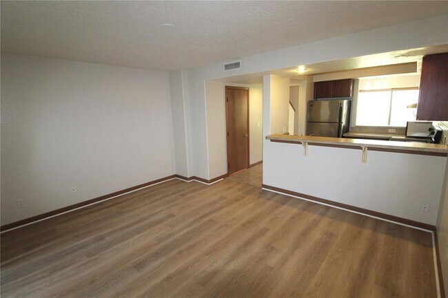 Building Photo - 4917 25th St W