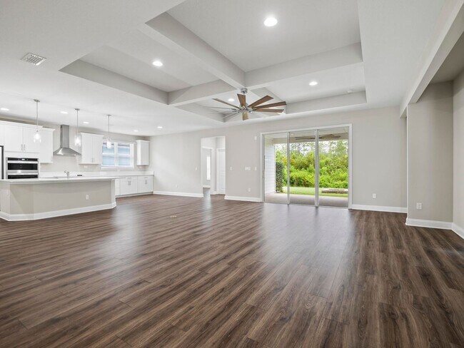 Building Photo - 4 bedroom, 3 bath home in Grand Landings G...