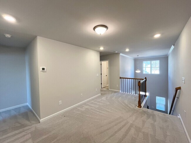 Building Photo - Stunning 4BD, 3BA Durham Home within Close Proximity to RDU Airport, Brier Creek, and Downtown Du...