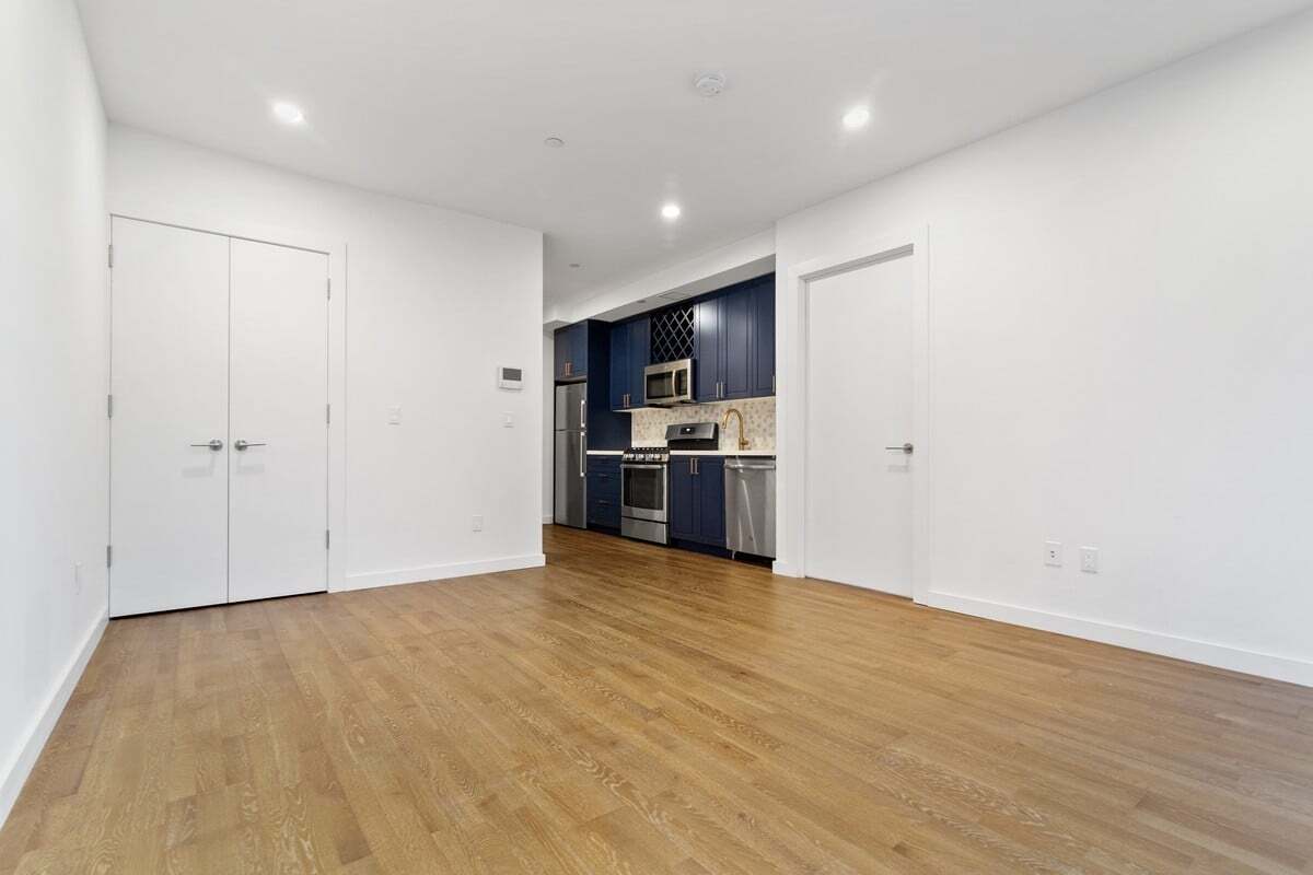 Building Photo - 41-32 27th St