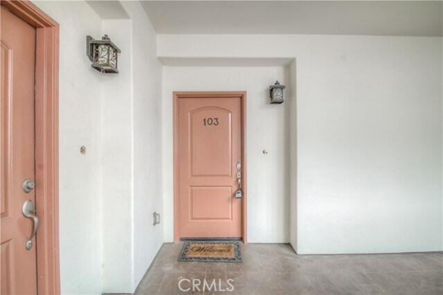 Building Photo - 4551 Coldwater Canyon Ave
