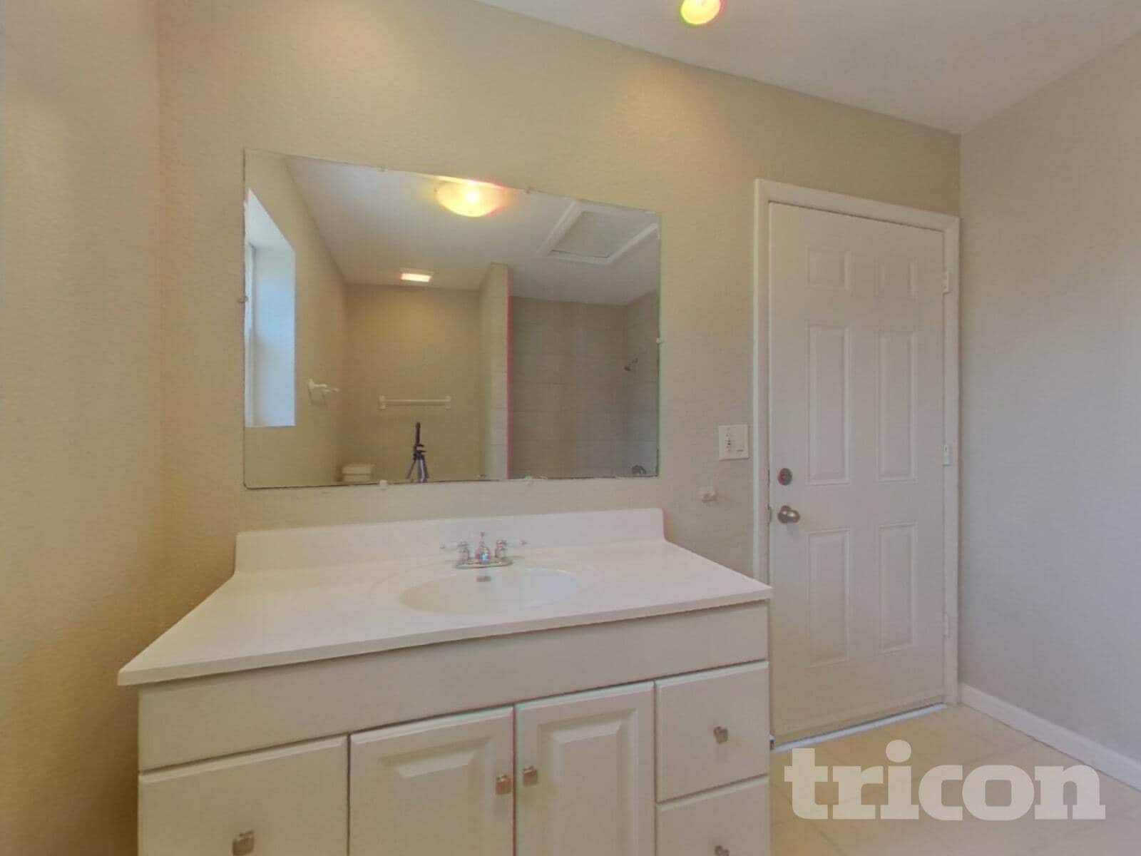 Building Photo - 15375 Hopedale Ln