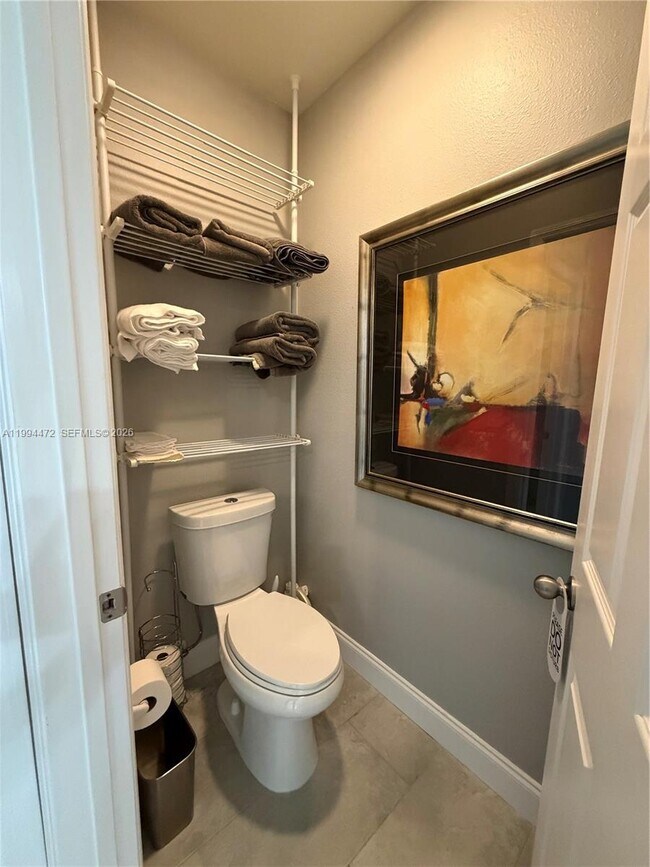 Building Photo - 8649 Cobblestone Dr